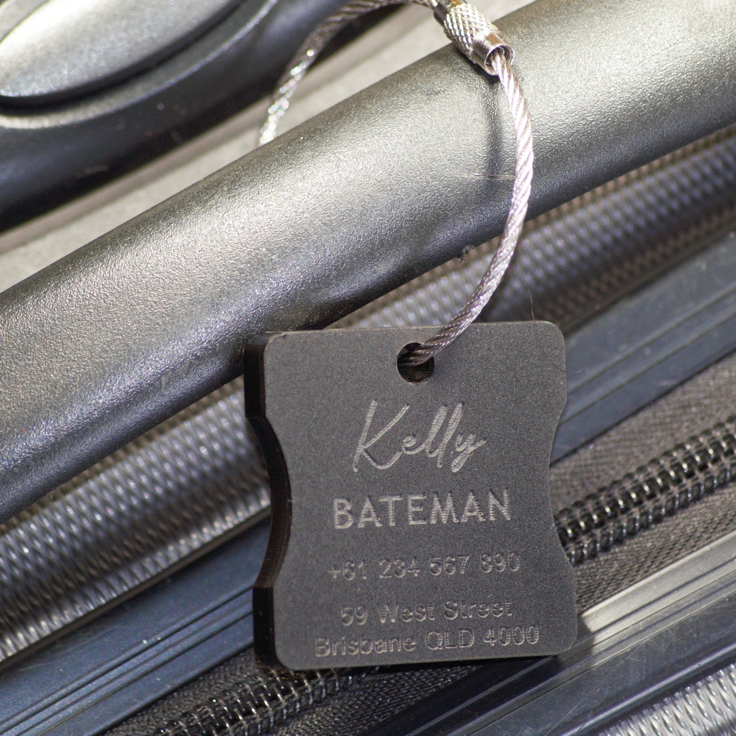 Custom Luggage Tag | Discrete |  6mm in Matte Black | Personalized Luggage Tags | Wedding Placement Tags | Corporate Gift | Christmas Gift